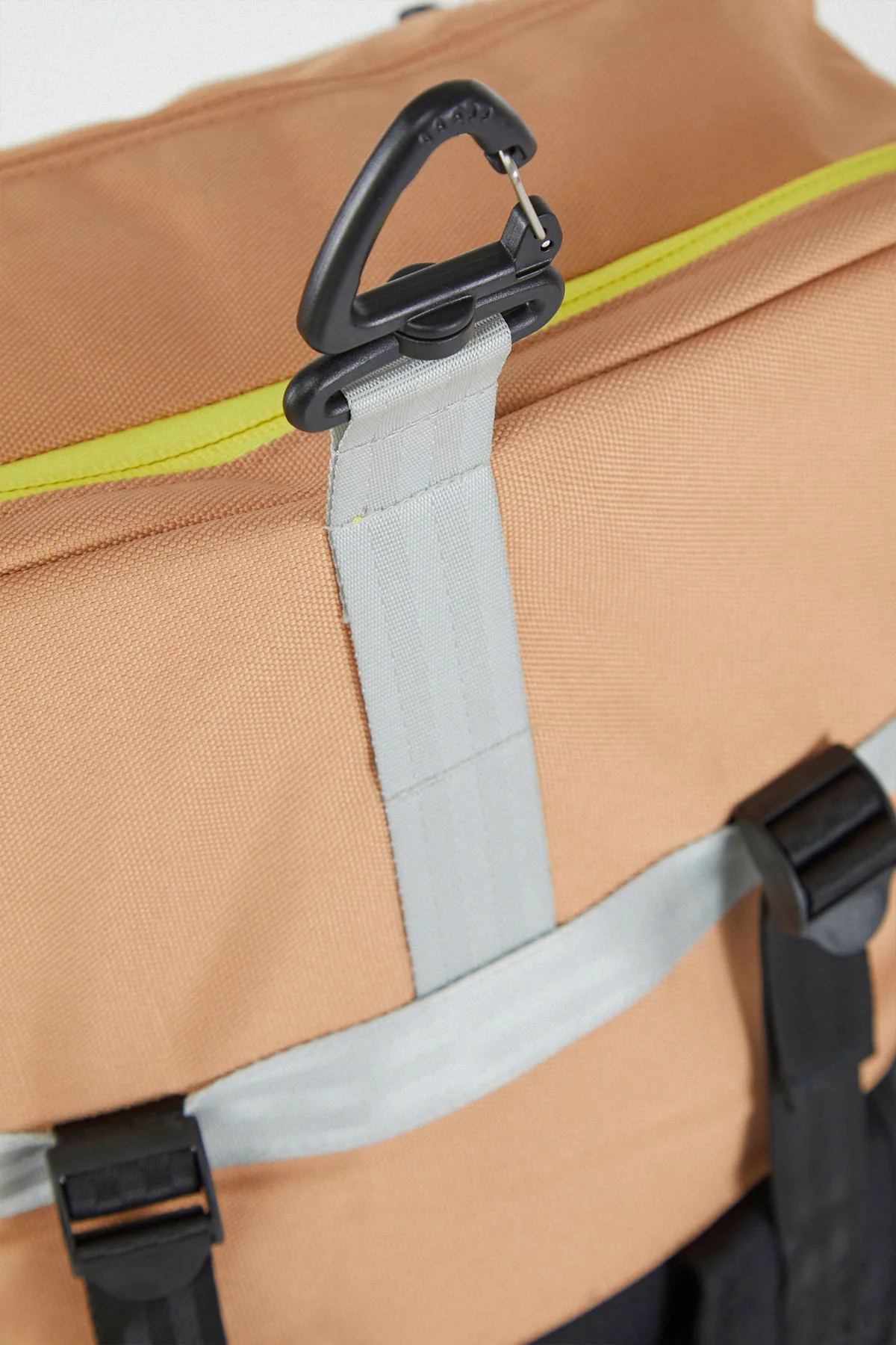 Alter/1 Large Stickbag Beige - Image 8