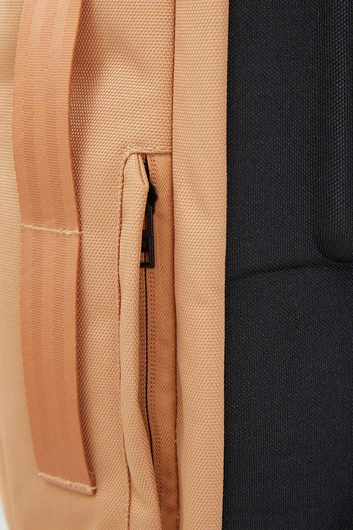 Alter/1 Medium Stickbag Beige - Image 6