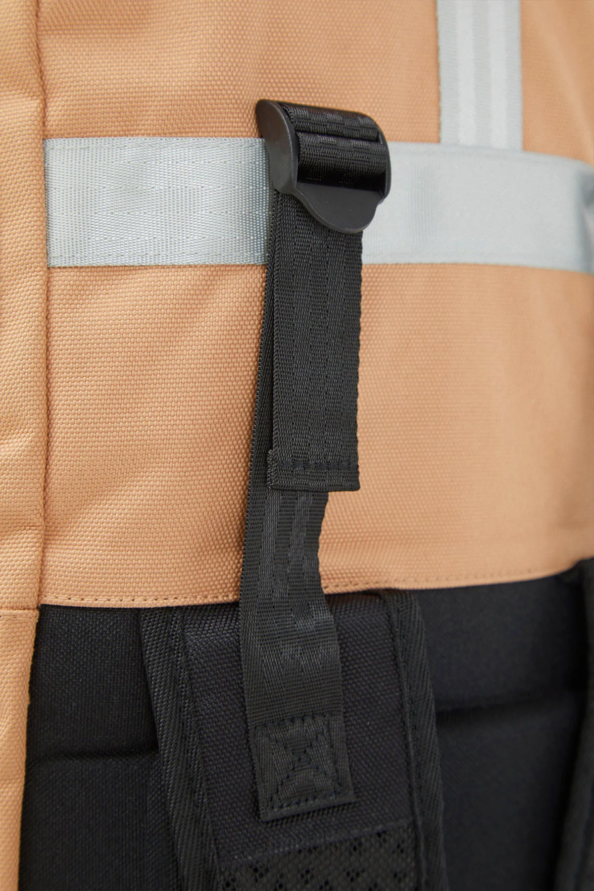 Alter/1 Medium Stickbag Beige - Image 7