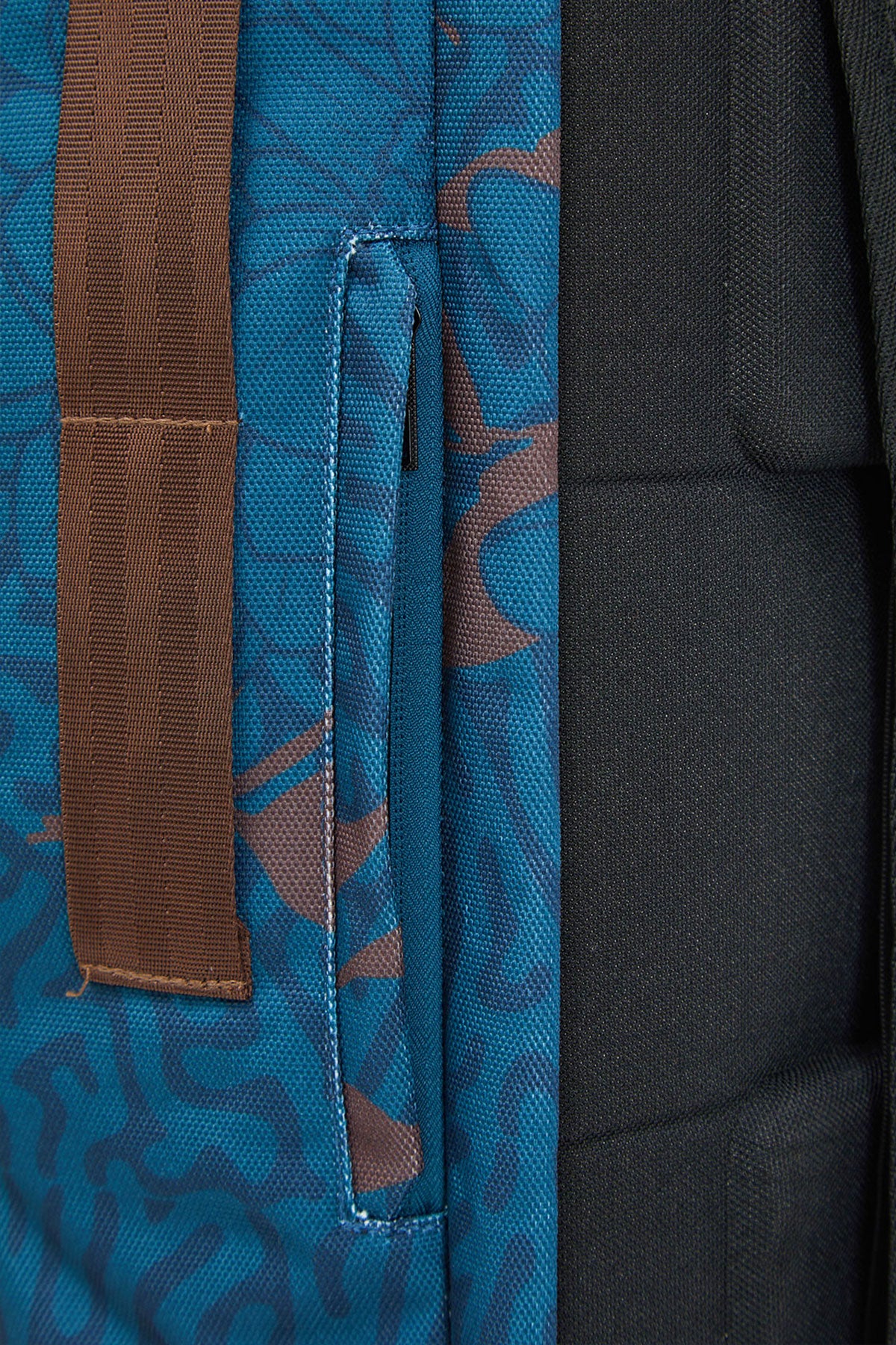 Alter/1 Medium Stickbag Peacock - Image 6