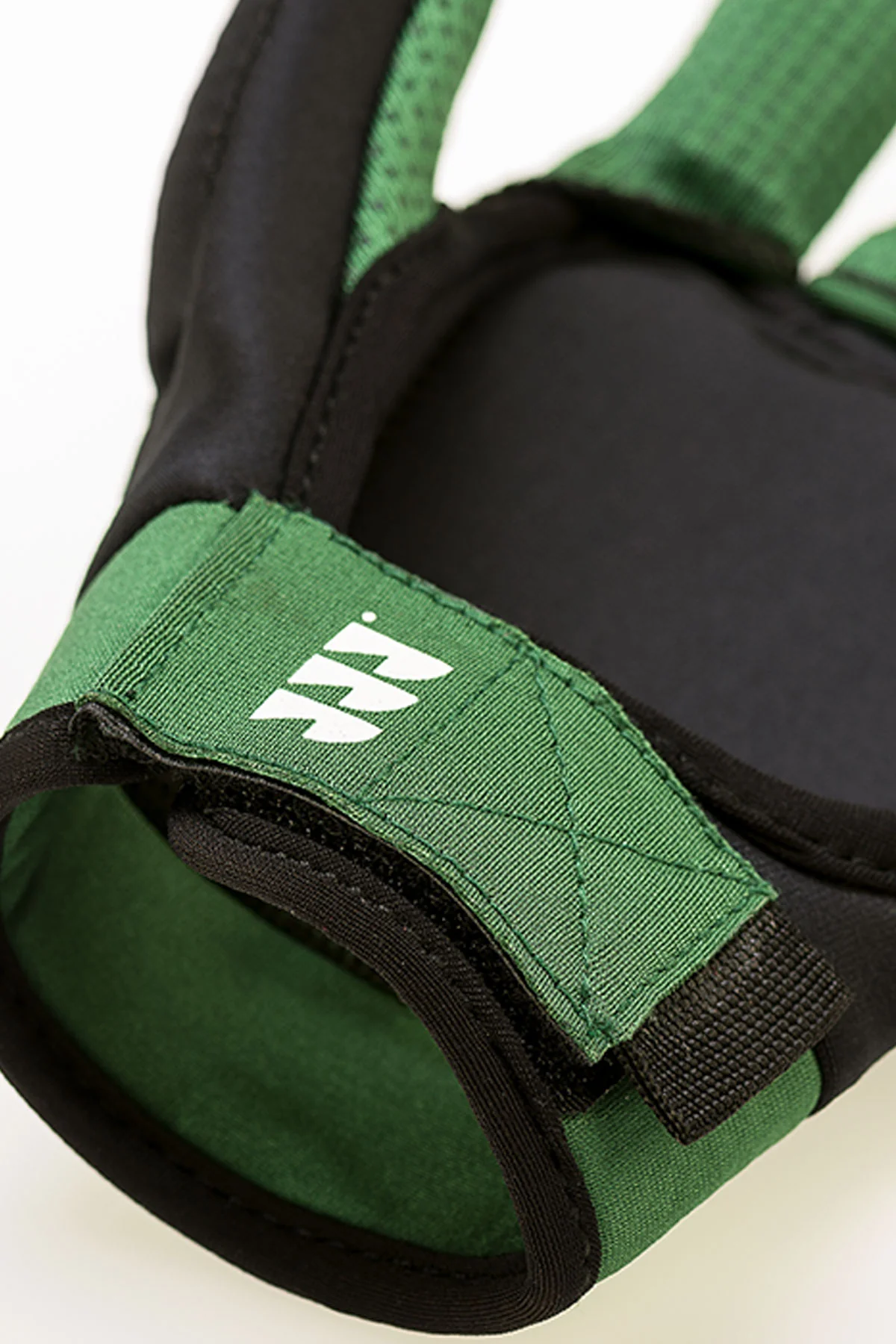 Venture Long Glove Black - Image 4