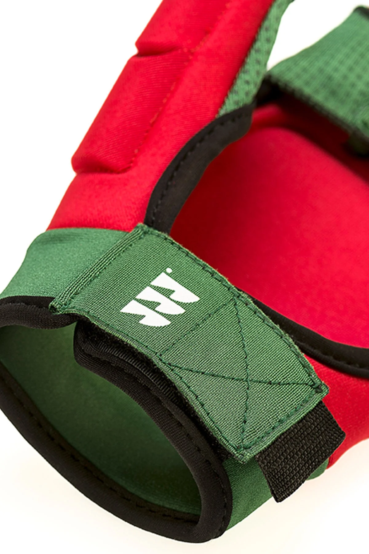 Venture Short Glove Red - Image 4